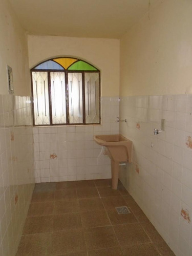 Imagem 7 de 15 de Casa Para Venda Em Nova Friburgo, Rui Sanglard, 3 Dormitórios, 1 Suíte, 3 Banheiros, 1 Vaga - 001_2-1103439