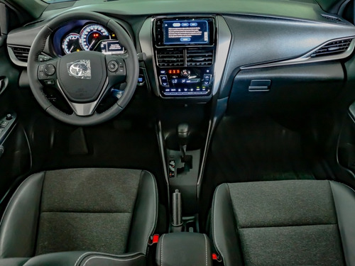 Imagem 11 de 14 de Toyota Yaris Xs 1.5 (flex) (aut)