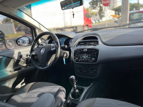 Fiat Punto Essence 1.6 16v Flex Mec.