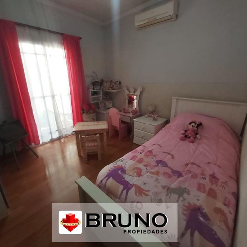 Casa En Venta En Merlo Sur