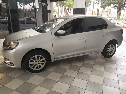 Renault Logan 1.6 Expression Hi-power 4p