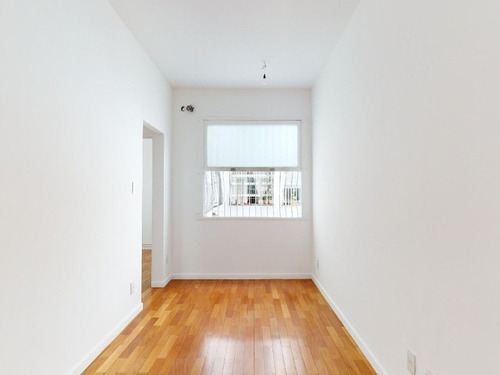 Imagem 12 de 30 de Apartamento À Venda Com 2 Quartos, Sala, Cozinha E 1 Vaga De Garagem Em Copacabana - Ap01712 - 70267898