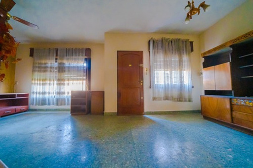 Imagen 2 de 30 de Oportunidad. Casa De 2 Plantas En Villa Tesei