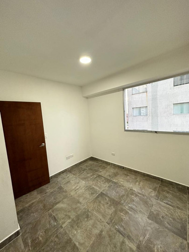Imagen 16 de 26 de As En Venta Apartamento En San Juan Bautista Lv As