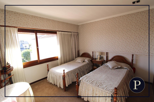 Chalet 5 Ambientes En San Carlos
