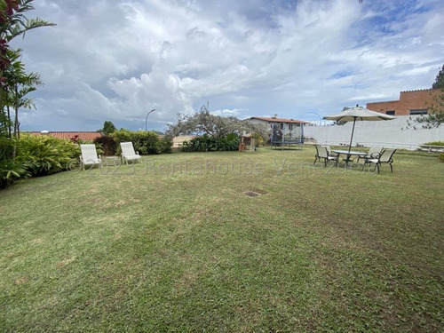 Se Vende Casa En La Lagunita Country Club Mls #24-1847
