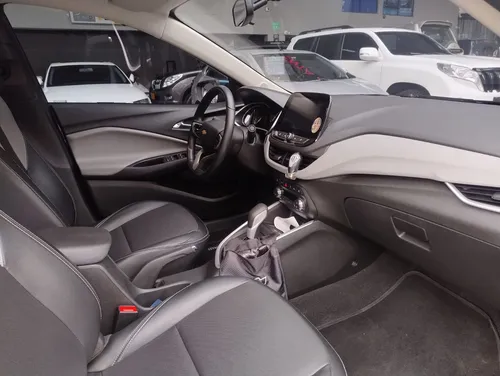 Chevrolet Onix 1.0T Premier Hatch At
