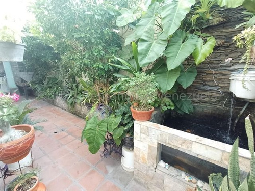 Imagen 13 de 14 de Casa En Venta En Urb. Las Amazonas, Santa Rita Cod. 23-14893 Dvm