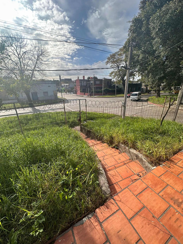 Atención Inversores! Vendo Dos Propiedades De Más De 300m2 Prox Carlos María Ramirez Y Manuel Herrera Y Obes