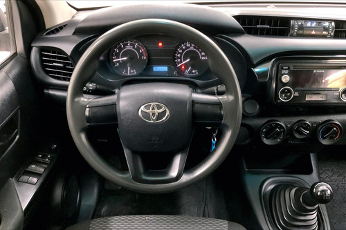 Imagen 5 de 25 de Toyota Hilux Pick-up 4 Pts Doble Cab Sr, Tm5, A/ac, Ve, Ra-