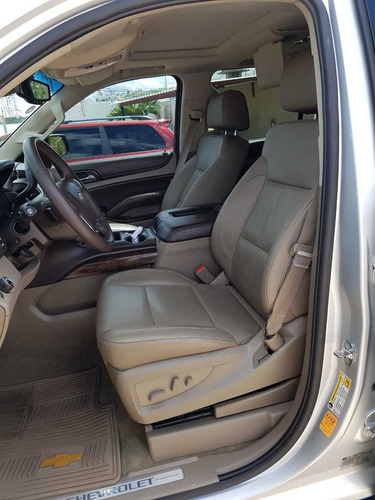 Imagen 8 de 14 de Chevrolet Suburban 5.3 Lt V8 Piel 2da Cubo At 2015