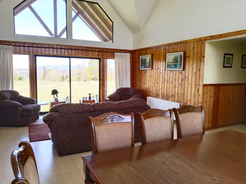Parcela Con Casa, 4 Dorm Y 4 Baños, Huellanto, Gorbea