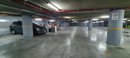 Imagen 19 de 30 de Edificio Comercial - Parque Patricios