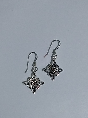 Aretes Nudo De Brujas Chico Curado Luna Llena Plata 925