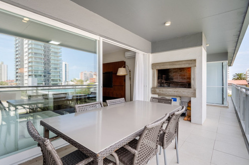 Venta Departamento 3 Domitorios En Playa Brava