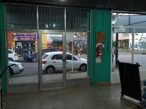 Imagen 8 de 24 de Local Comercial De 200 Mts Aprox , Con Patio Y Terraza, Gran