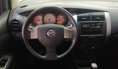 Nissan Livina 1.6 S 16v Flex 4p Manual