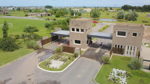 Imagen 1 de 8 de Lote En Venta En Barrio Cruz Del Sur 800m2. Oportunidad!