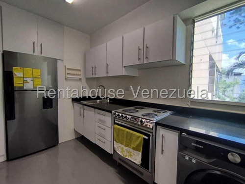 Alquiler De Departamento En Colinas De Bello Monte #25-9402