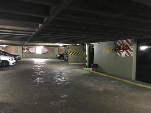 Imagen 8 de 8 de Dueño Vende Cochera Fija Alto Palermo 2 Piso