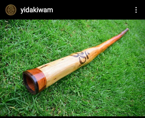 Imagen 1 de 8 de Didgeridoo/yidakicontamos Con Diversas Maderas 