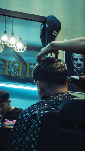 Vendo Fondo De Comercio Barberia / Peluquería Unisex