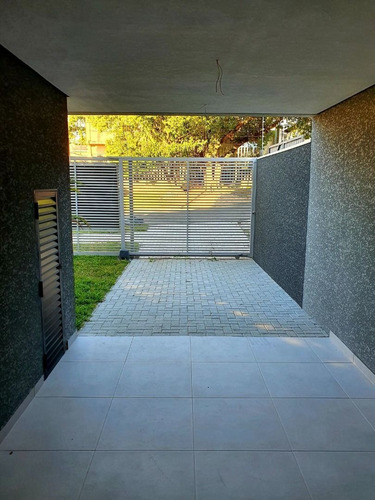 Imagem 8 de 30 de Sobrado Com 3 Dormitórios À Venda, 150 M² Por R$ 799.000 - Uberaba - Curitiba/pr - So1458