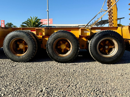 2008 Semiremolque Cama Baja Randon 9m Totales - 3 Ejes
