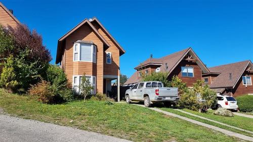 Casa En Arriendo De 3 Dorm. En Puerto Varas