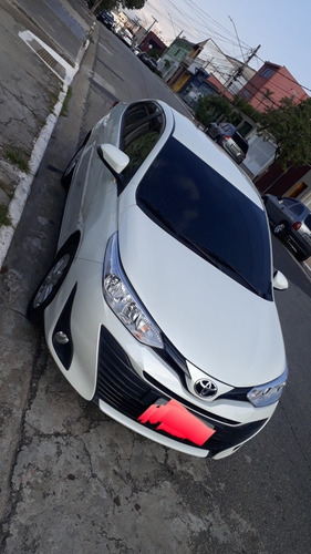 Toyota Yaris Sedan 1.5 16v Xl Multidrive