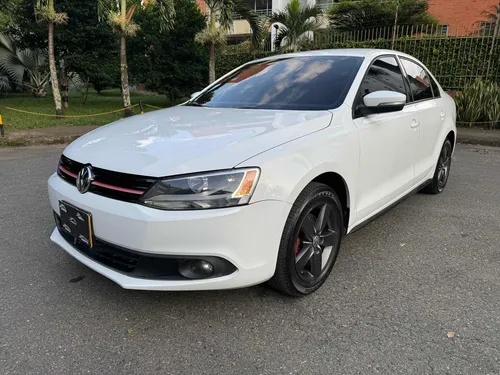 Volkswagen Jetta 2.0 Trendline 5 p
