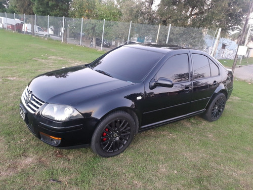 Volkswagen Bora 1.8 Highline T 180cv Cuero 2012