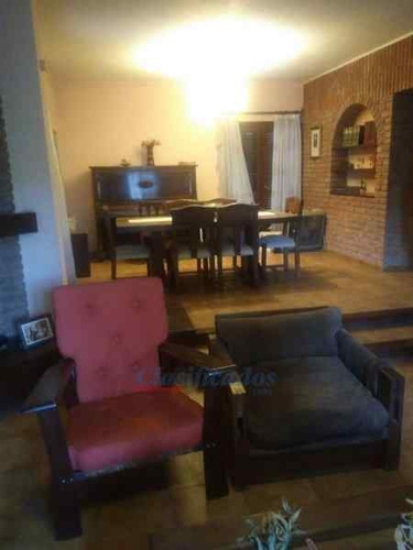 Casa En Venta Granja De Funes 3 Dormitorios