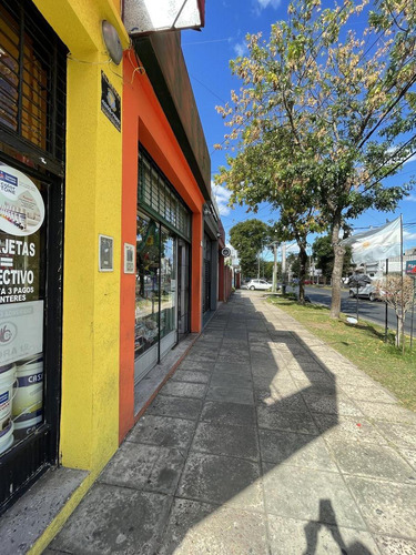 Imagen 3 de 10 de Local - Banfield Oeste