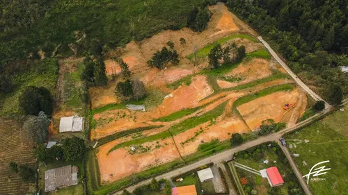 Conjunto De Lotes En Guarne