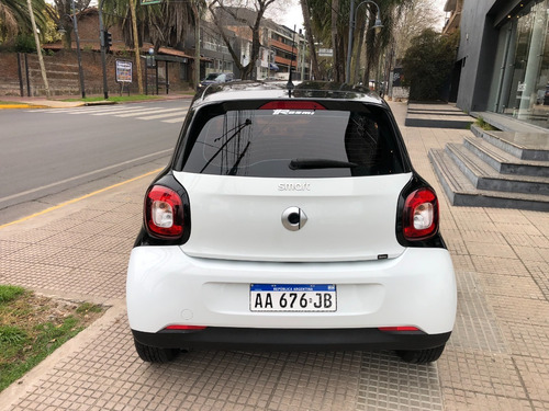 Imagen 4 de 5 de Smart Forfour City 2016 Concesionario Oficial Mb
