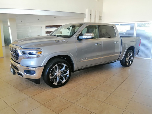 Dodge Ram 1500 Limited Crew Cab V8