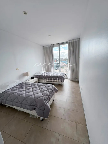 Apartamento En La Barra, La Barra
