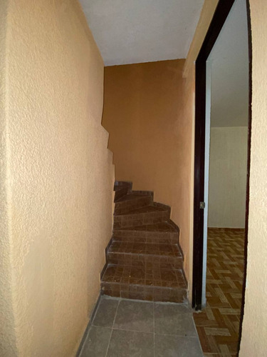 Venta De Casa En Palmas 1, Ixtapaluca, 4 Recamaras, Amplia Y Con Buenos Terminados.