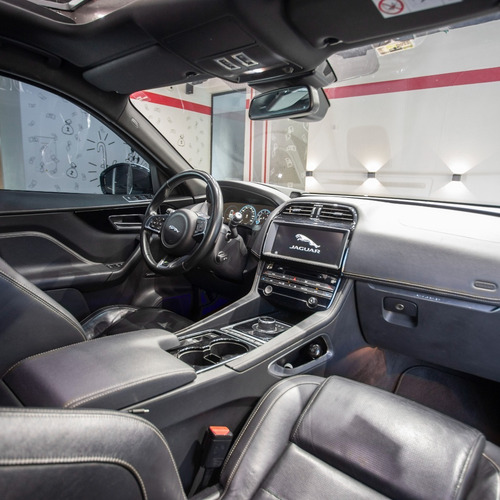 Imagen 10 de 14 de Jaguar F-pace Sport 3.0 V6 T