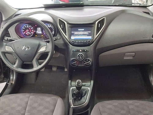 Imagem 11 de 14 de Hyundai Hb20s 1.6 Comfort Plus 16v