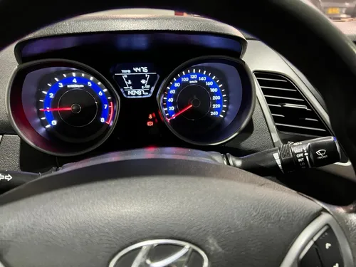 Hyundai Elantra I35 Mt 4x2 1.6