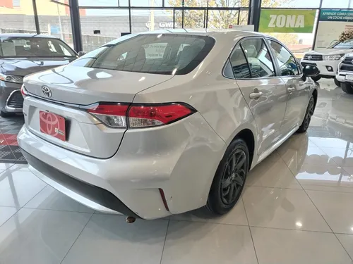 Toyota Corolla 1.8 Base Cvt