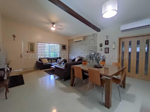 Imagen 3 de 12 de Casa En Venta En San Jacinto Maracay Aragua 22-25506 Irrr