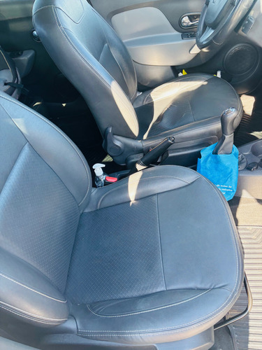 Renault Logan 1.6 Privilege 105cv
