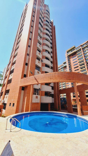 Annic Coronado Remax  Apartamento En Venta En Mirage Urbanzacion El Bosque 155 Metros. Ref. 232626