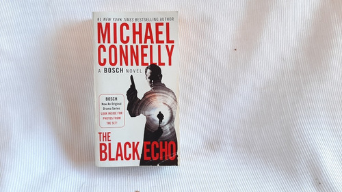 Imagen 1 de 4 de The Black Echo Michael Connelly (a Harry Bosch Novel)  