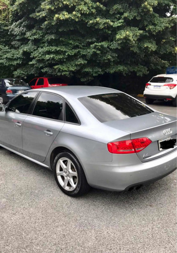 Imagen 3 de 12 de Audi A4 2.0 Ambition T Fsi 211cv Multitronic 2012