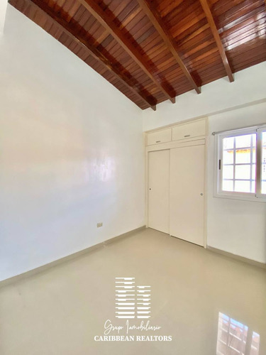 Town House En Alquiler. Conj. Resd Tierra Del Sol