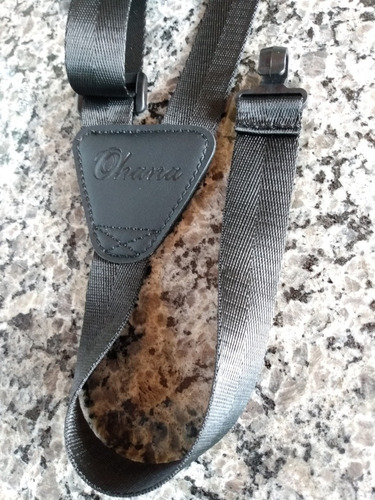 Imagem 4 de 7 de Correia Uss-3 Bk Para Ukulele Ohana.importador Autorizado.